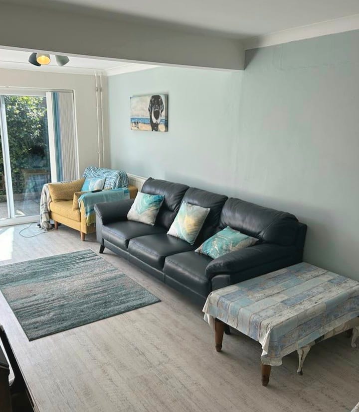 West Meets East Witterings Bungalow - Hayling Island