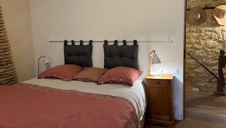 Camera 1: Letto in versione 180 X 200 