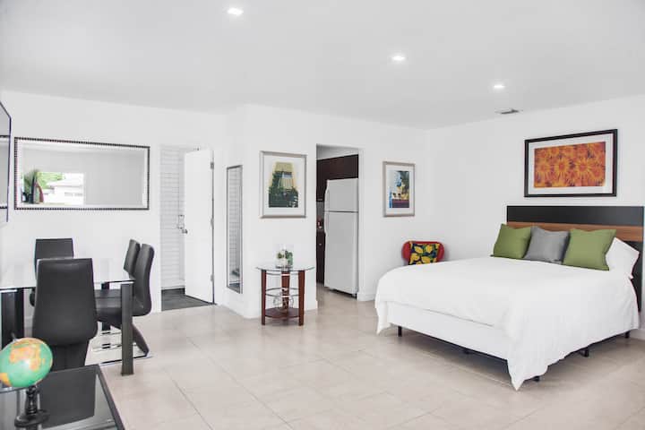 Miami Designer Studio # 1 - Miami, FL