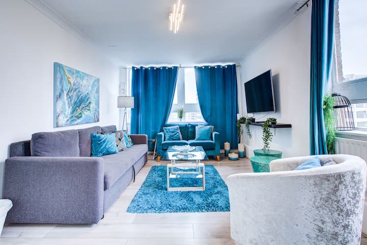 Modern central London apartment