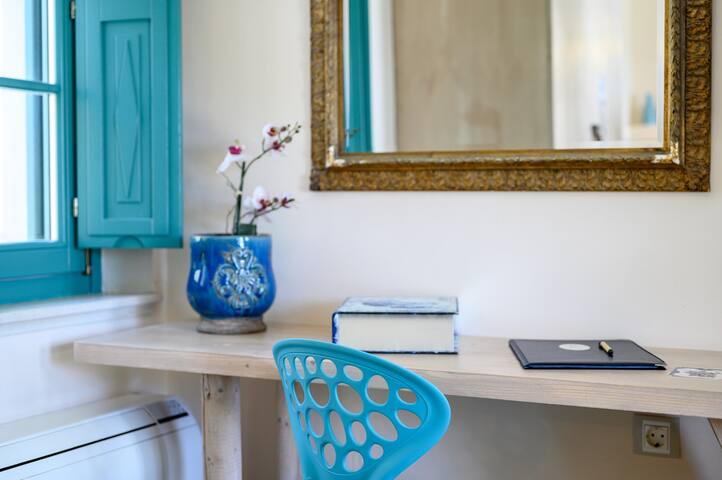 Passion Blue Villa Oia 2 Hot Tubs and Caldera View gallery image 5