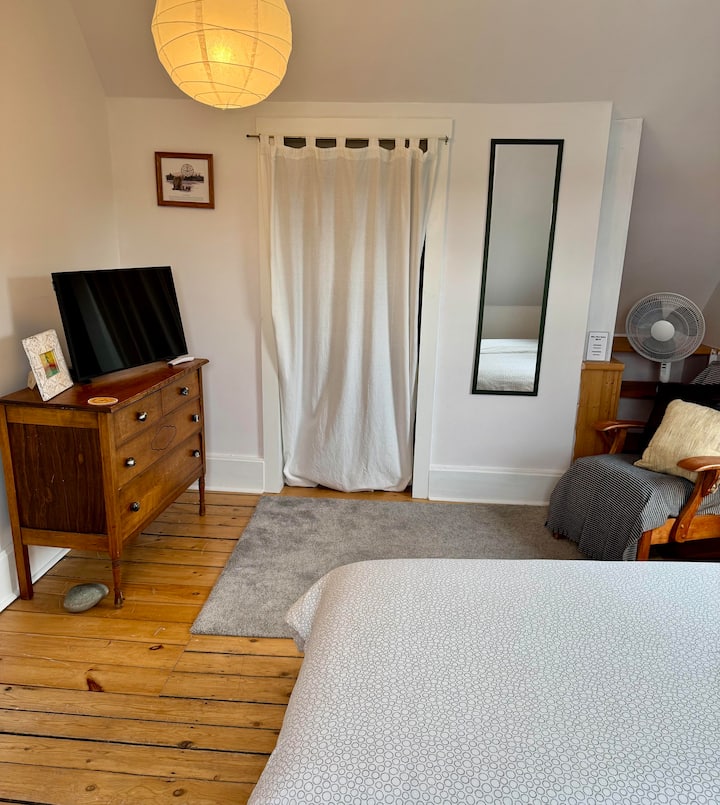 غرفة النوم 2