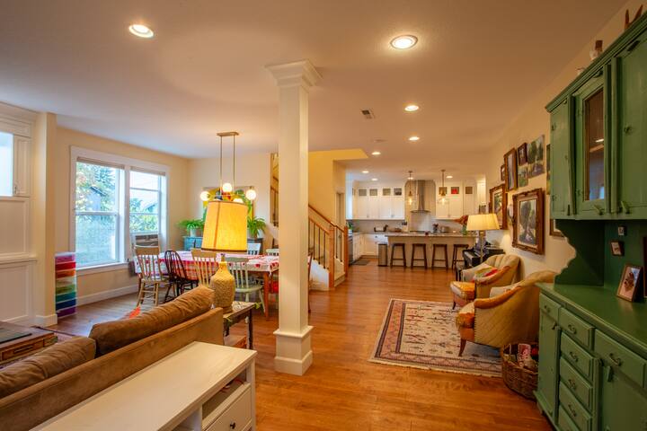 Woodstock Family Home gallery image 4