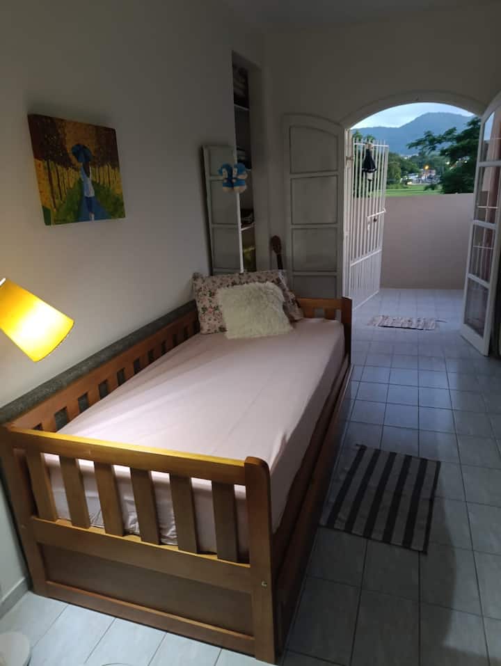 საძინებელი 2