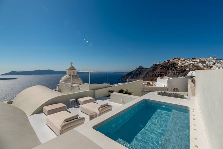 Villa Yard, Heated private pool, Caldera view