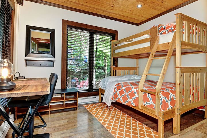 Double bedd with bunk.  Room has an office setup.