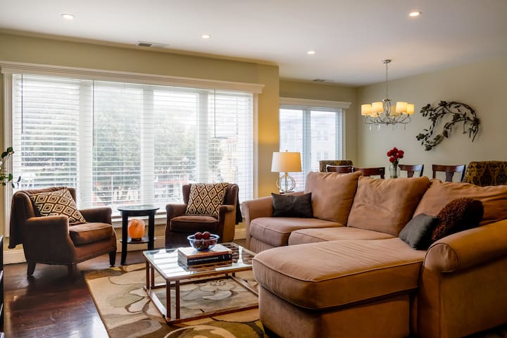 Inner Richmond Retreat | Walk to Golden Gate Park