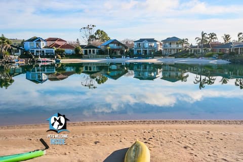 Holiday Home with Private Beach & Stunning Views!