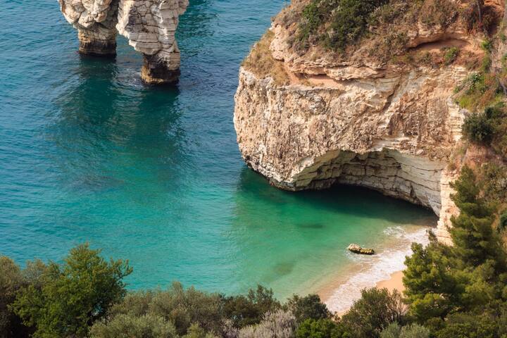 Authentic Trulli with Private Pool and Sea View gallery image 3