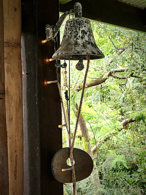 Zen Treehouse Private Retreat & Farm Stay