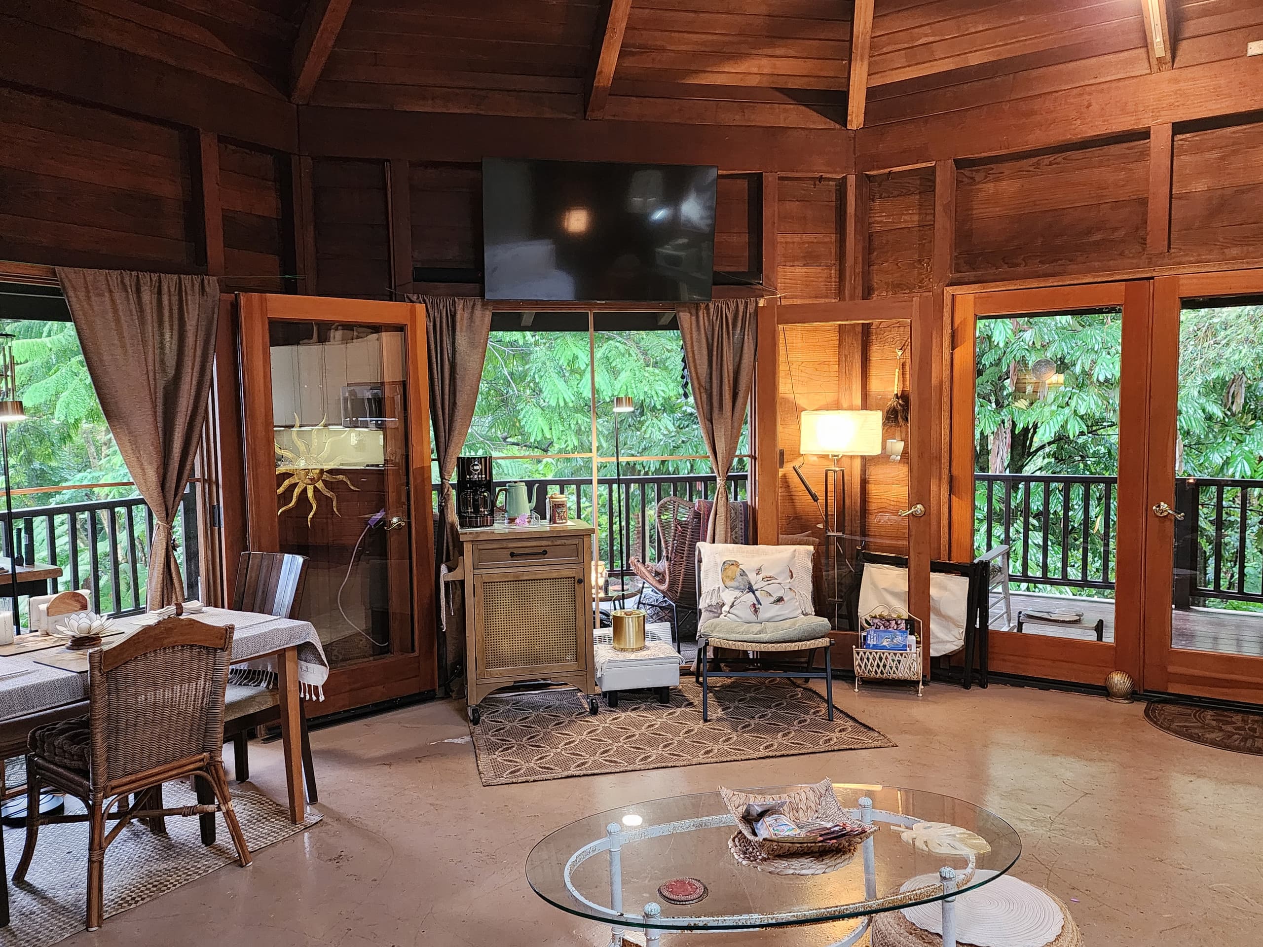 Zen Treehouse Private Retreat & Farm Stay - Image 11