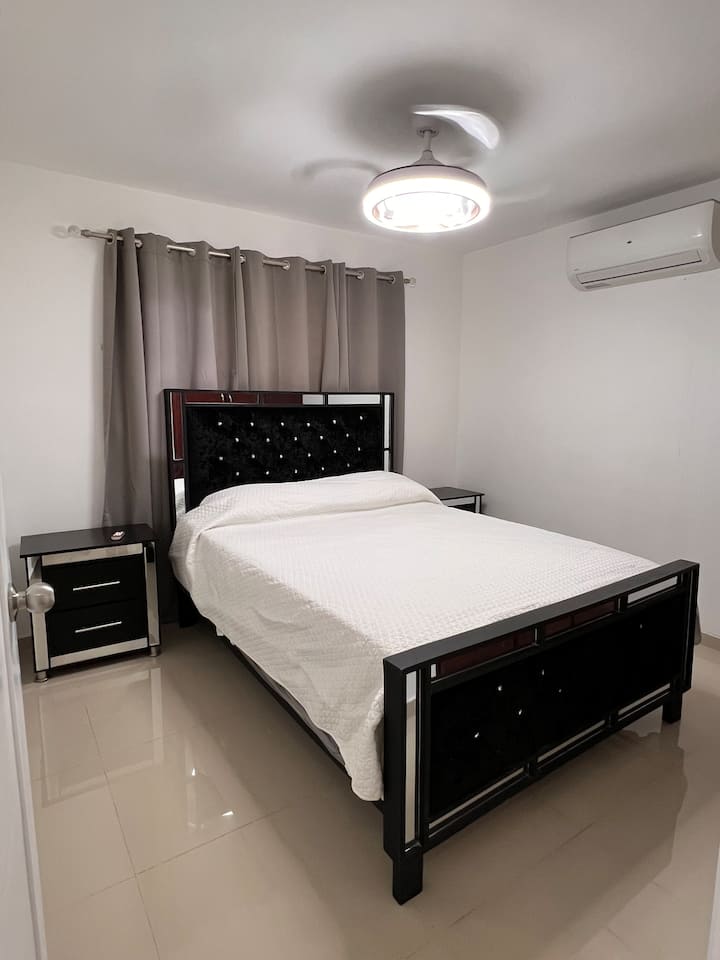 غرفة النوم 2