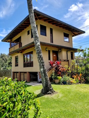 Ocean Front: Steps to Beach TVNC#5087