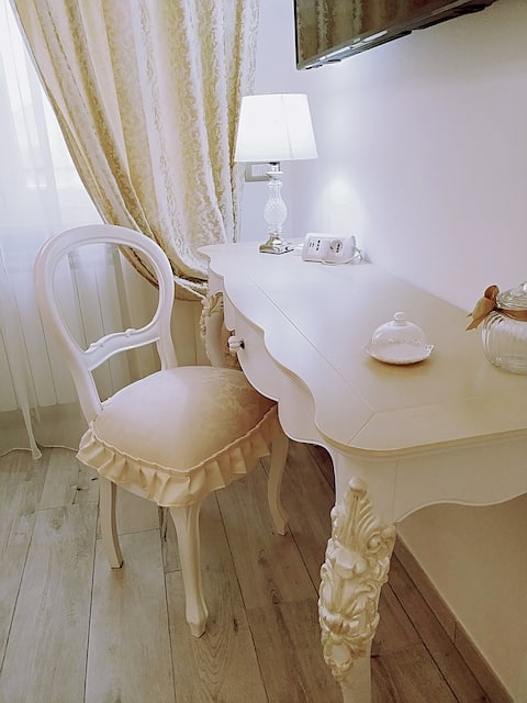 JULIET Apartment ❤ center of Villafranca Verona