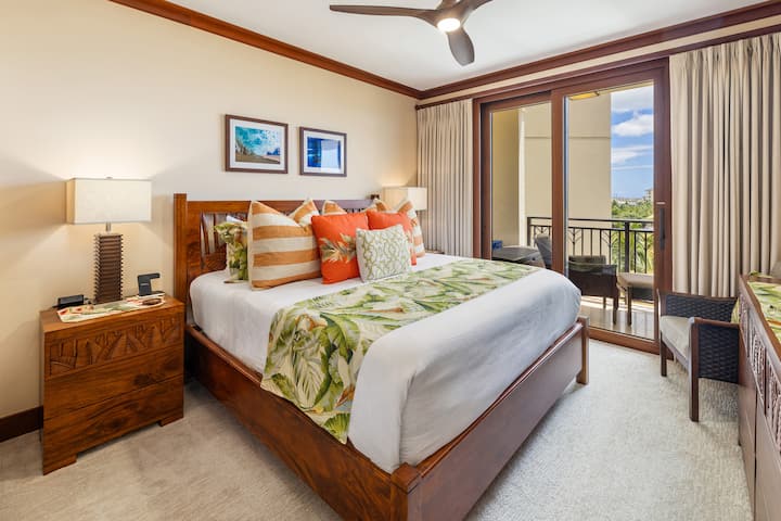 Chambre principale avec accès au lanai. Nouveaux meubles, moquette et décoration 2024