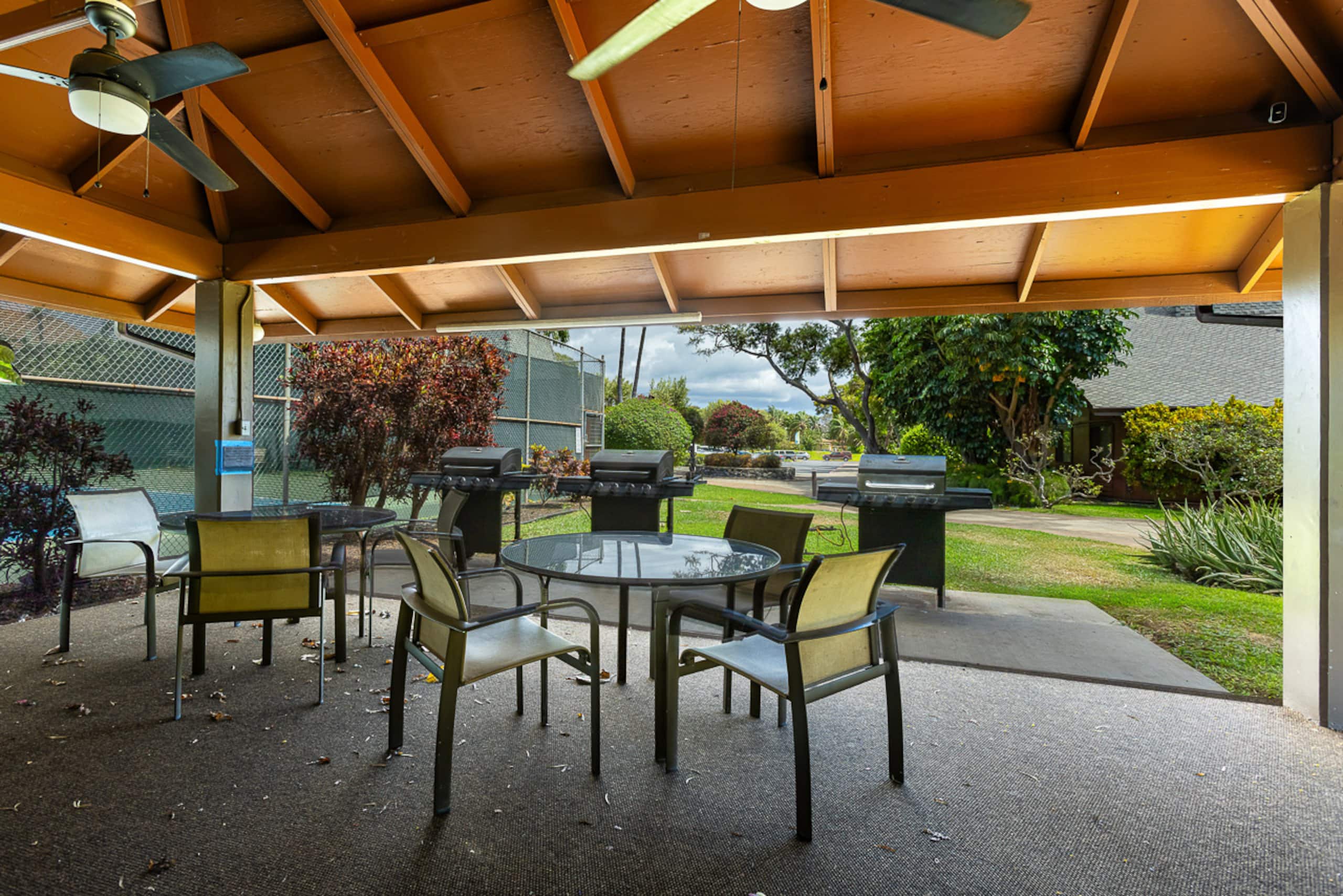 Condo in Kihei · ★4.67 · 3 bedrooms · 5 beds · 2 shared baths - Image 35