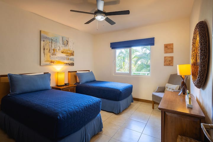 Druga spavaća soba s dva udobna jednostruka kreveta