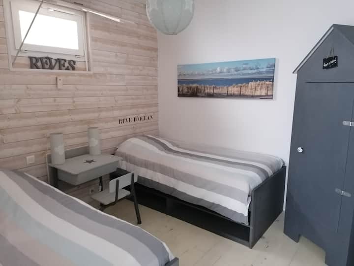 Dhomë gjumi 4