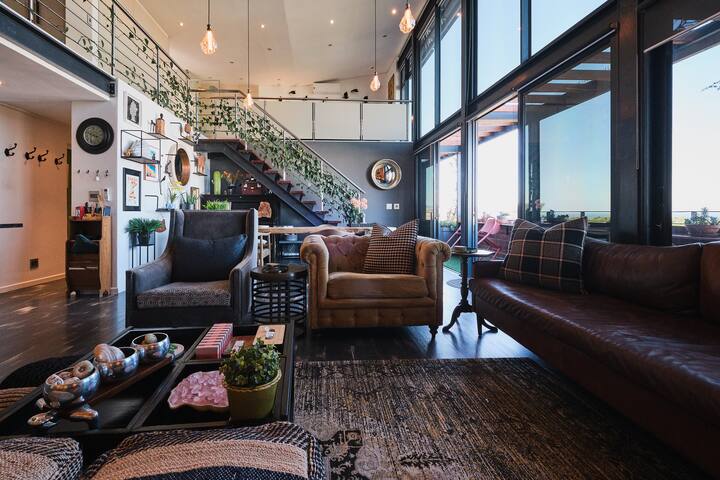 Artists Penthouse – Green Point gallery image 5