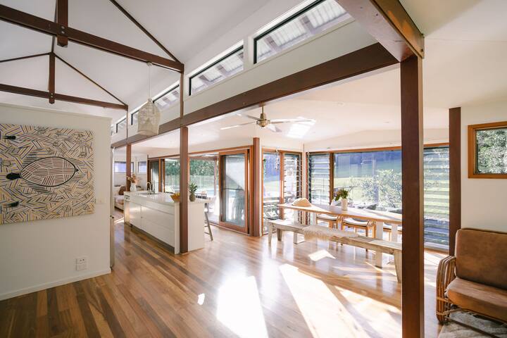 Natural Lane .. Broken Head