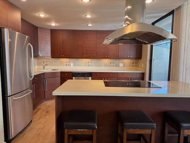 Newly Updated Downtown Penthouse Condo gallery image 4