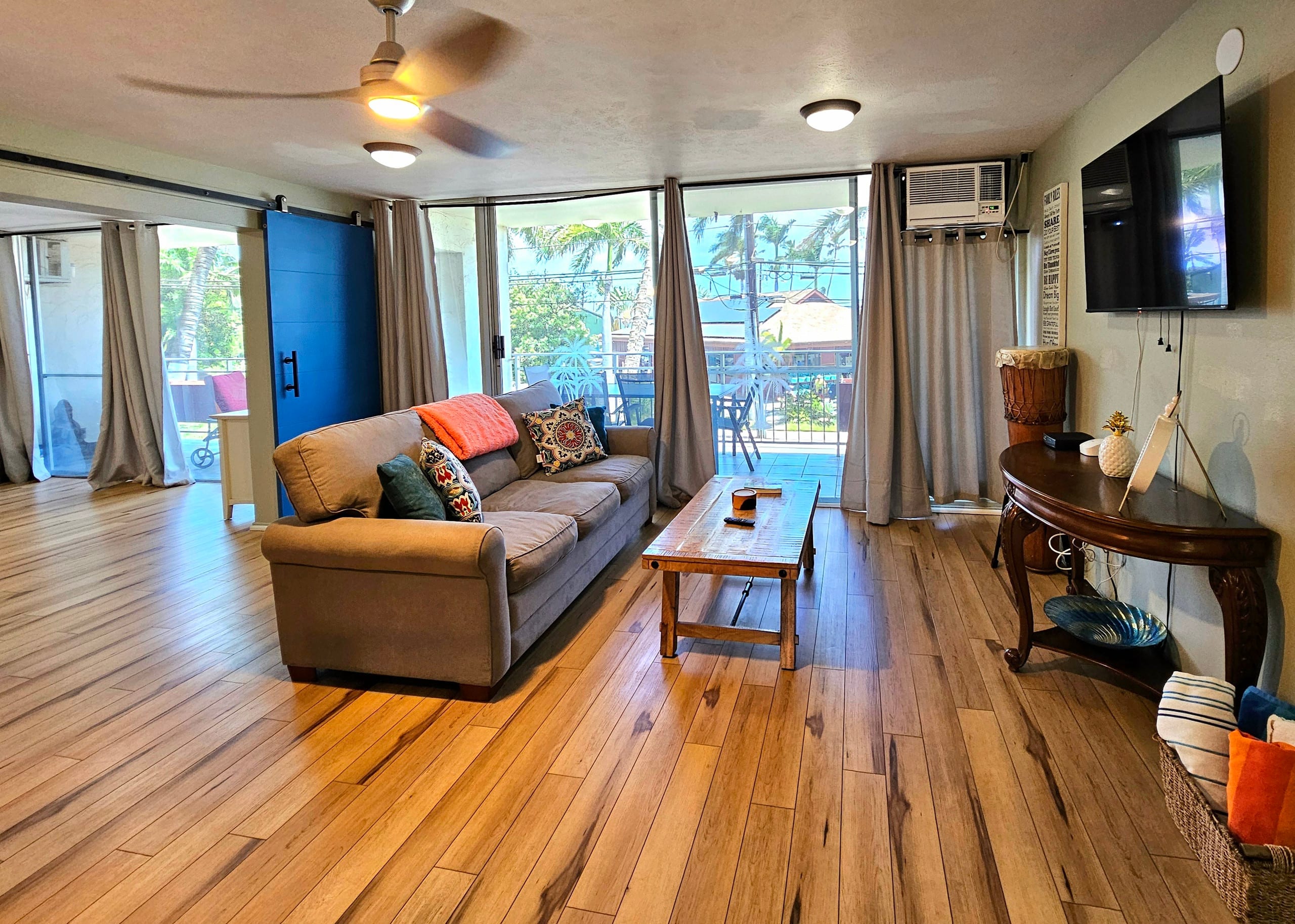 Condo in Kihei · ★4.88 · 1 bedroom · 2 beds · 1 private bath - Image 2