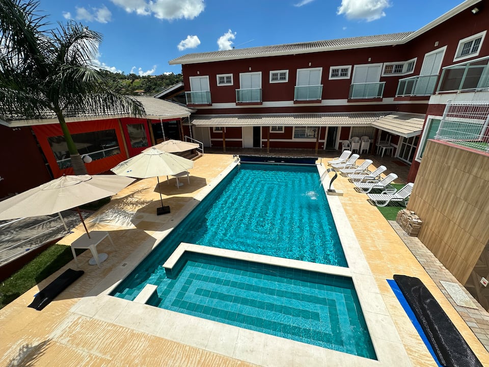 Top-earning Airbnb listing in Atibaia, 9 bedrooms