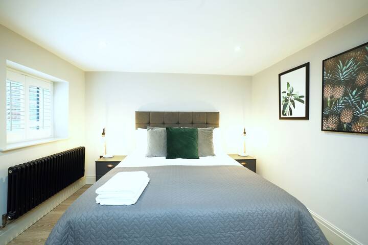 The Bridgewater Apartment at 60 Manchester Road