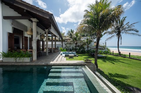 Beachfront 3 BR Villa Fully Staffed with a Chef
