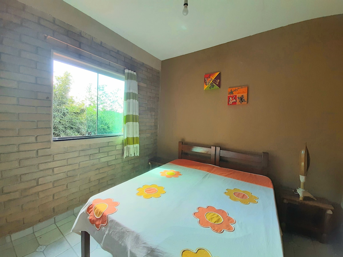 双面床：情侣或单人床。 