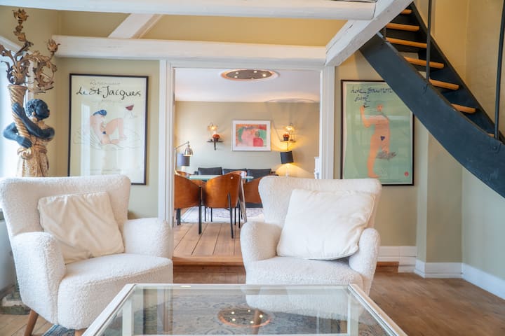 Streckers apartments managed Airbnb listing 1