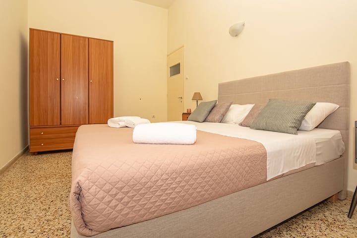 غرفة النوم 1