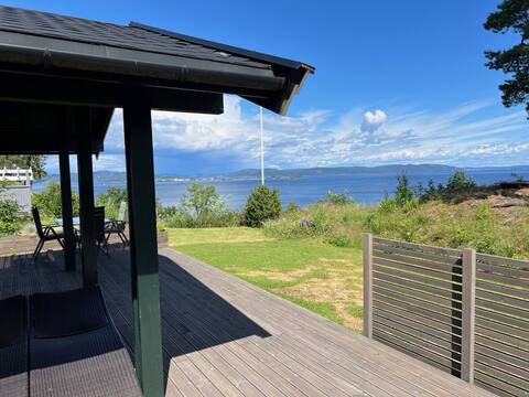 Cottage by the sea less than an hour from Oslo