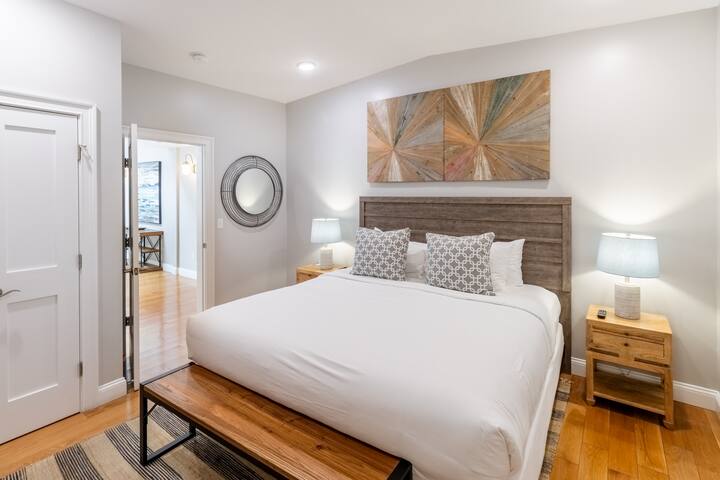 Spacious Top Floor Apartment, St. Mary Church View gallery image 2