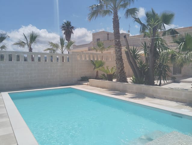 Overseas Pool Villa, Relax Piscina, 3 km dal Mare