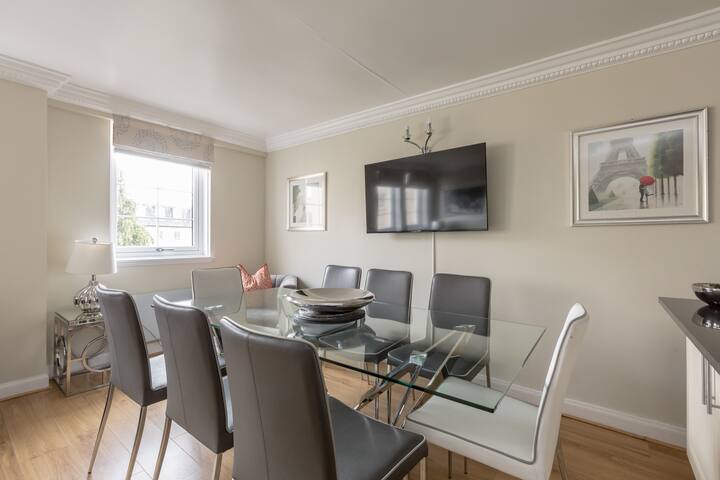Stunning Apartment Close To Edinburgh City Centre gallery image 5