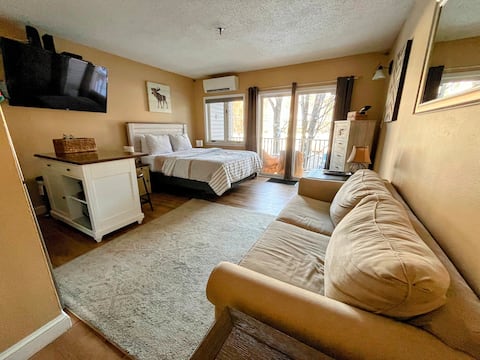 Studio Condo in Hotel Resort at Loon Mountain