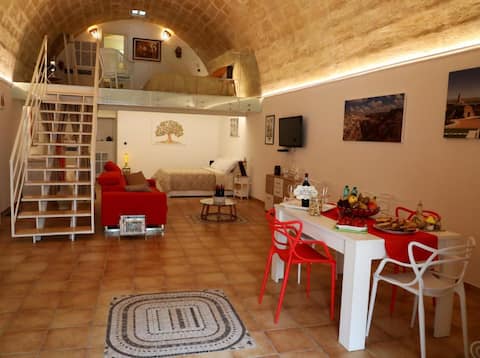 Proprietà Airbnb di successo: The Sassi-Confort Awakening in the Heart of the Sassi a Matera