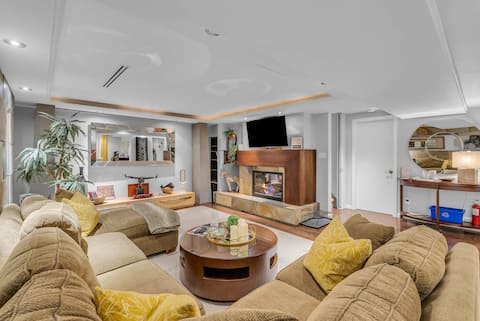 The Meglund Suites; Personal Retreat