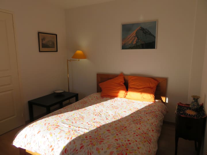 Cama de 140 en la habitación  2