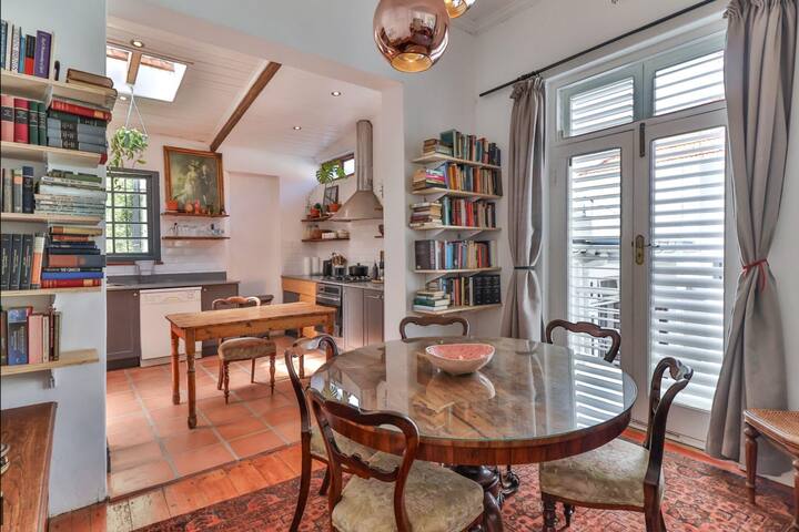 Victorian house with spectacular views gallery image 5