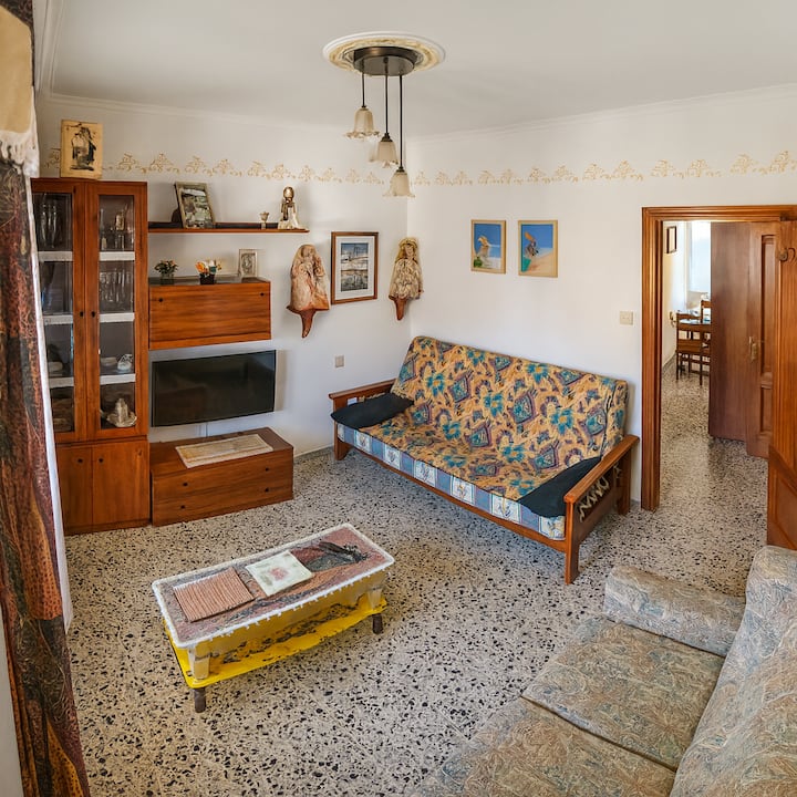 Acogedora Casa Familiar Junto Al Mar En Aguiño. - Galicië