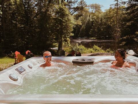 Trenanthia "Woody" Cottage: Hot Tub,Sauna,GamesRm