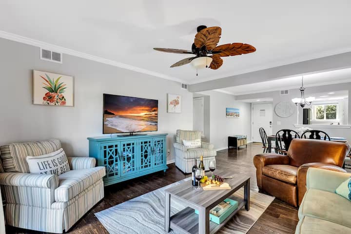 Location! Walk Tothe Beach, Dining And Shopping. - Hilton Head Island