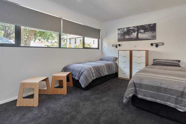 Tin Mountain – Unit 2 gallery image 3