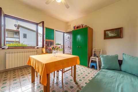 Popular Airbnb listing: Apartment just steps from the private sea in Anzio