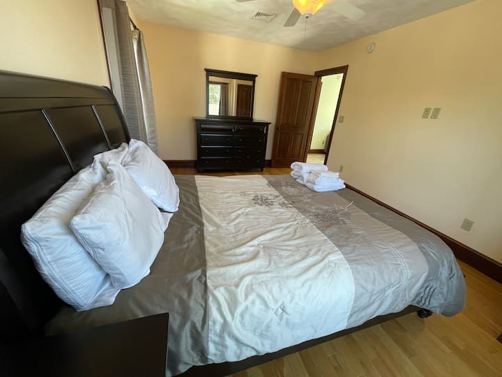 BRAČNI KREVET (ŠIRINE 150-179 CM)