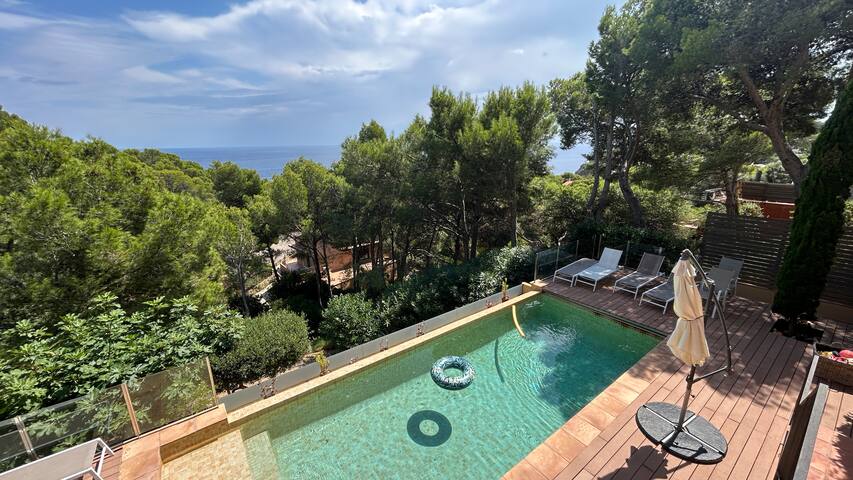 Charming house gallery image 2