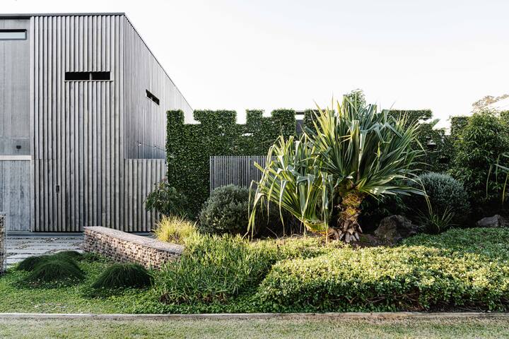 Banksia House at Kings Beach – a relaxing oasis gallery image 3