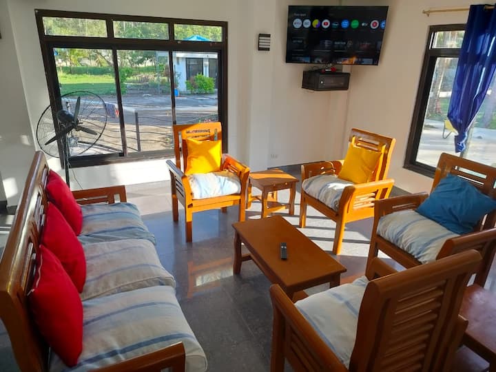 Villa Del Nico - Beachfront - Pagudpud - Pagudpud